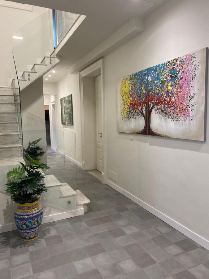 Domus Iole Appartamento Nel Centro Storico CTA Exteriör bild